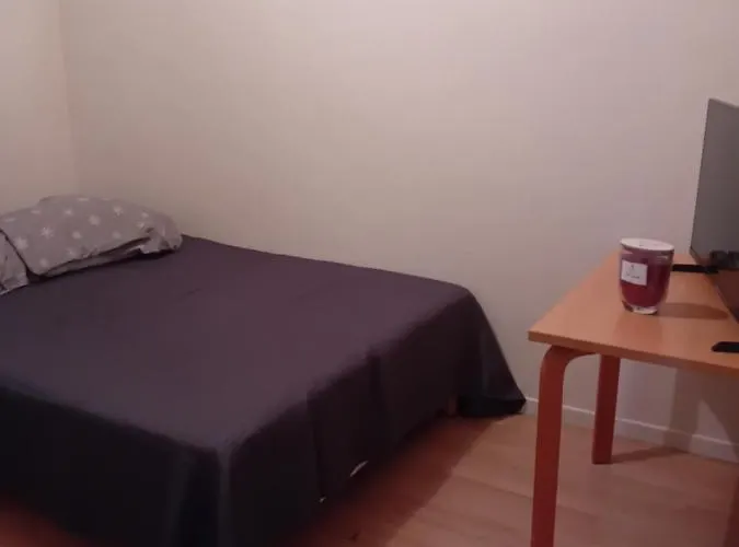 Une Maison En Ville